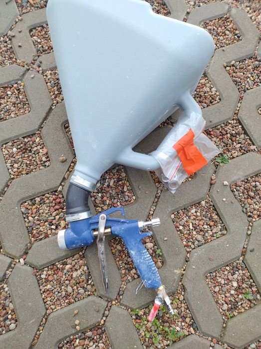 PISTOLET DO Tynkowania Malowania BIELENIA 7,5L