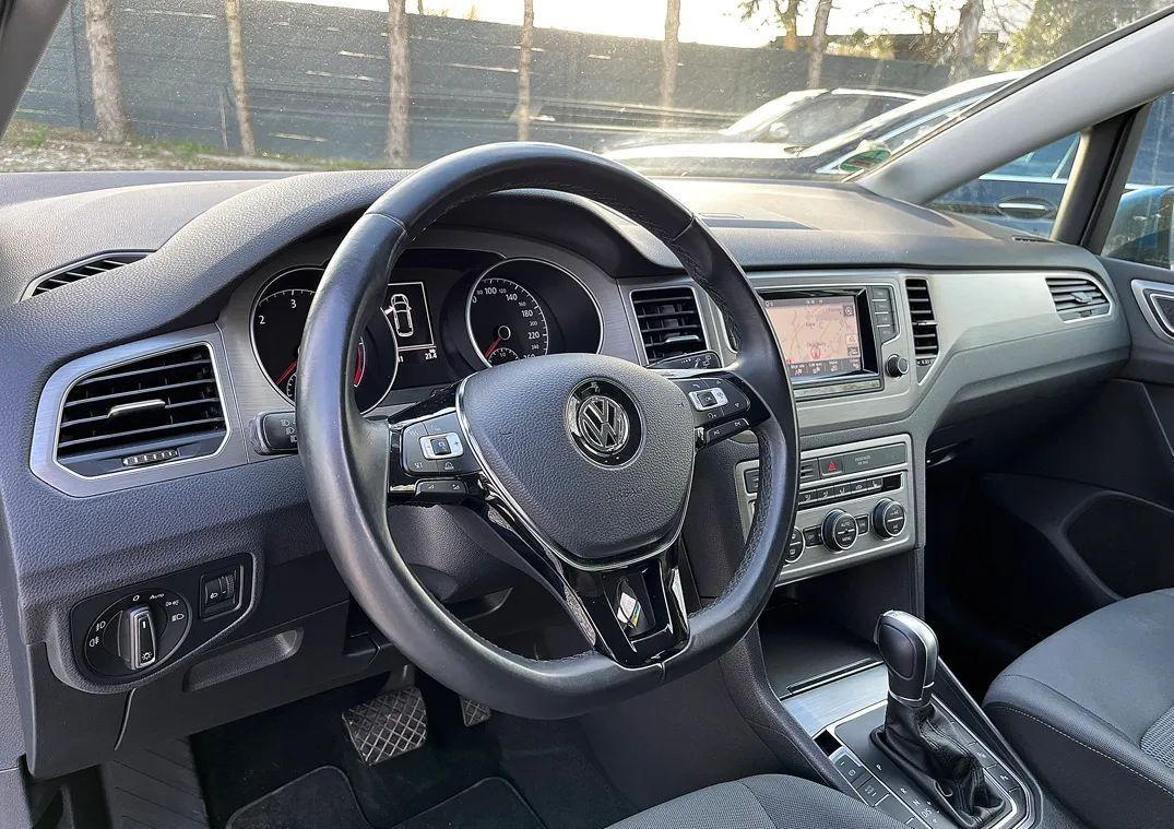 Volkswagen Golf 1.6