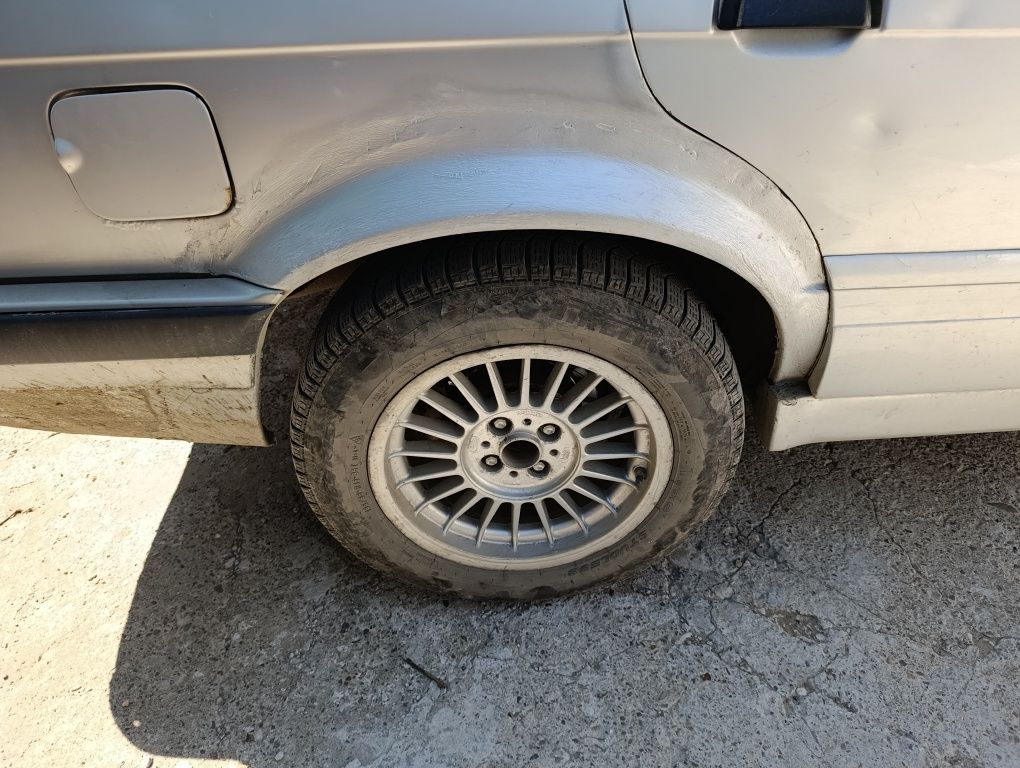 BMW E30 з двигуном m42b18