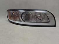 VOLVO S40 V50 LIFT 07-13 LAMPA REFLEKTOR PRZOD PRAWA 31265701 EU UK