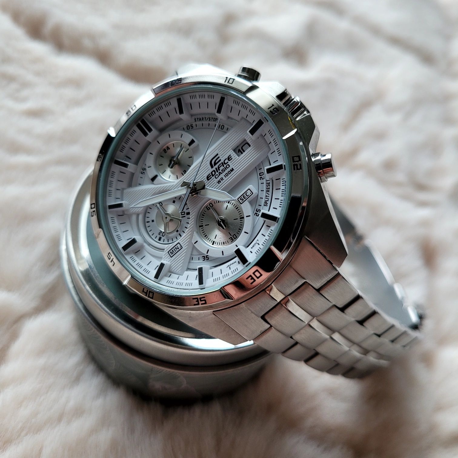 Zegarek męski biały na bransolecie Casio Edifice
