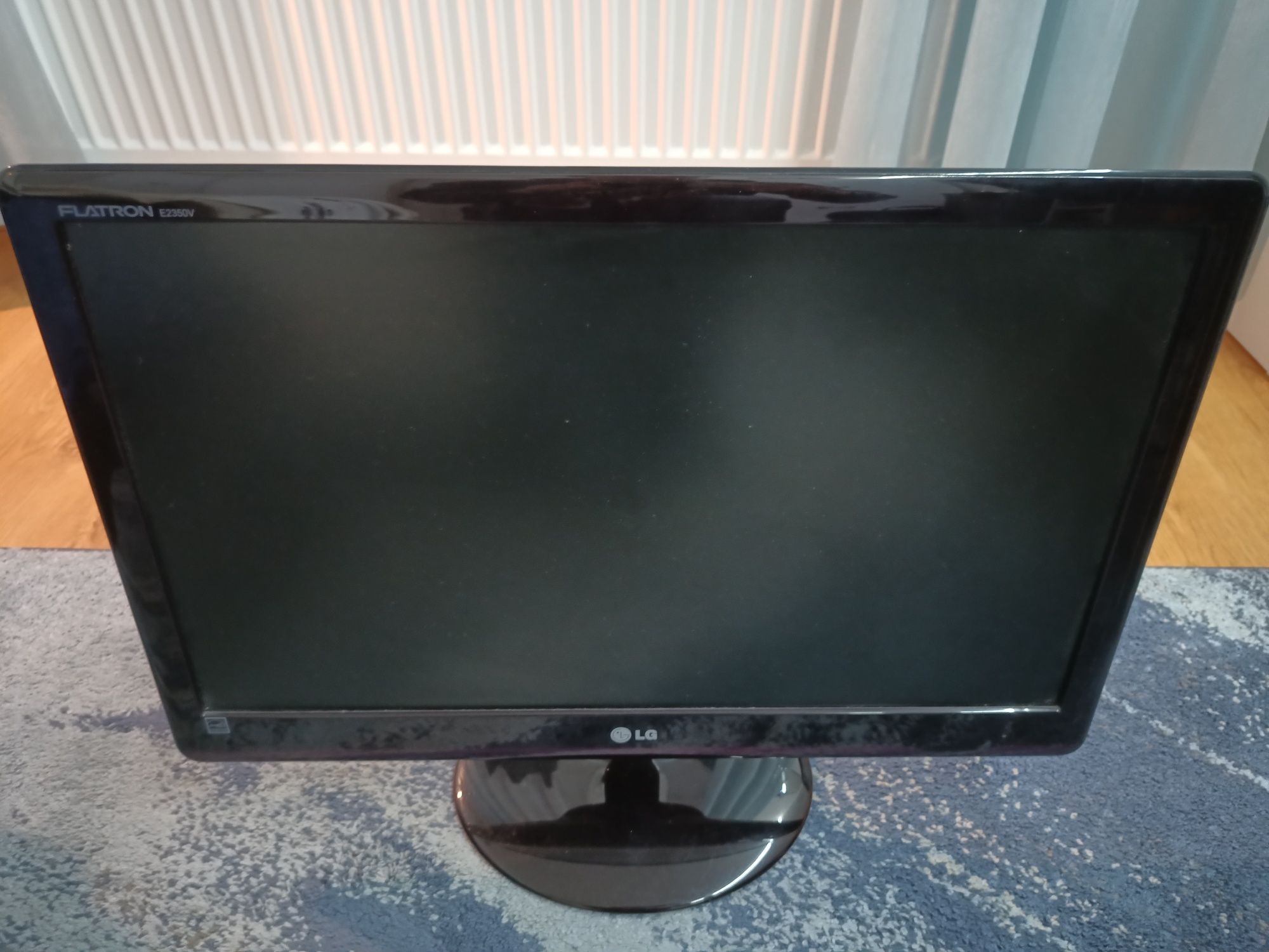 Monitor LED LG Flatron E2350V-PN 23 " 1920 x 1080 px TN