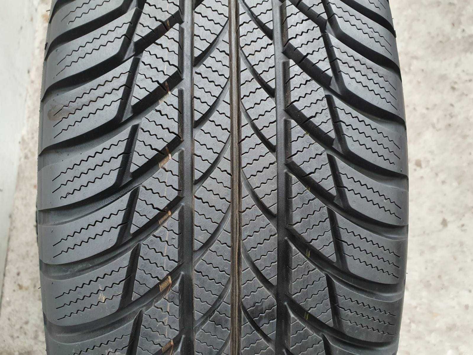 2x Bridgestone Blizzak LM001  215/65r17  8mm Jak nowe