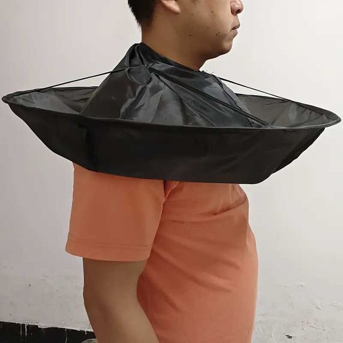 Peleryna fryzjerska do obcinania włosów i nie tylko + lampka 30 cm