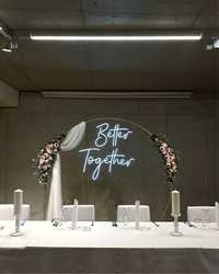 Neon “Better together”, napis Better together