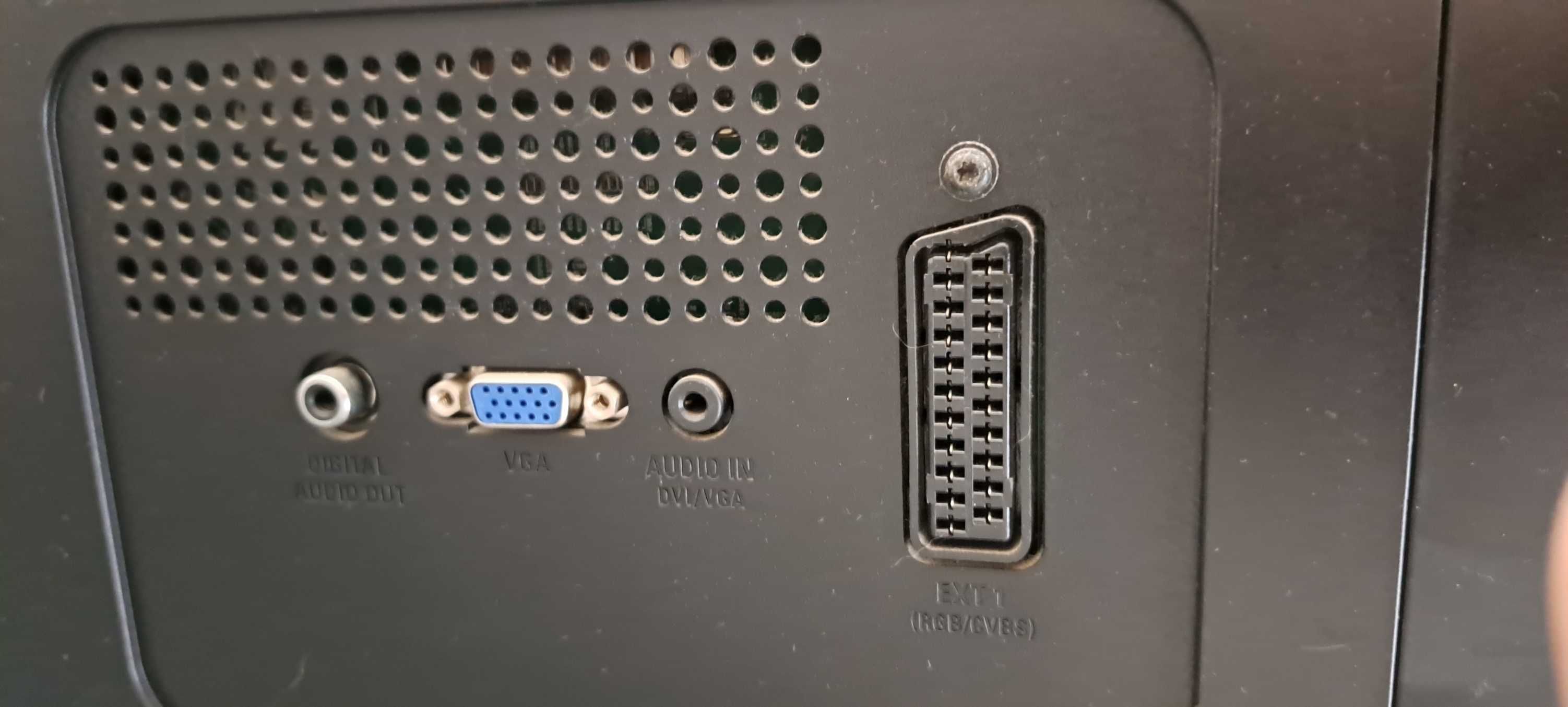 Televisor Philips LED 40PFL5606H/12