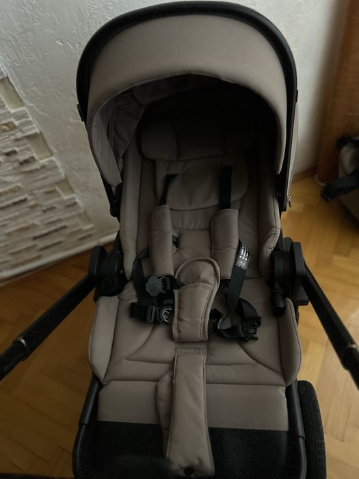 Продам коляску 2в1 Carello Sigma 2025