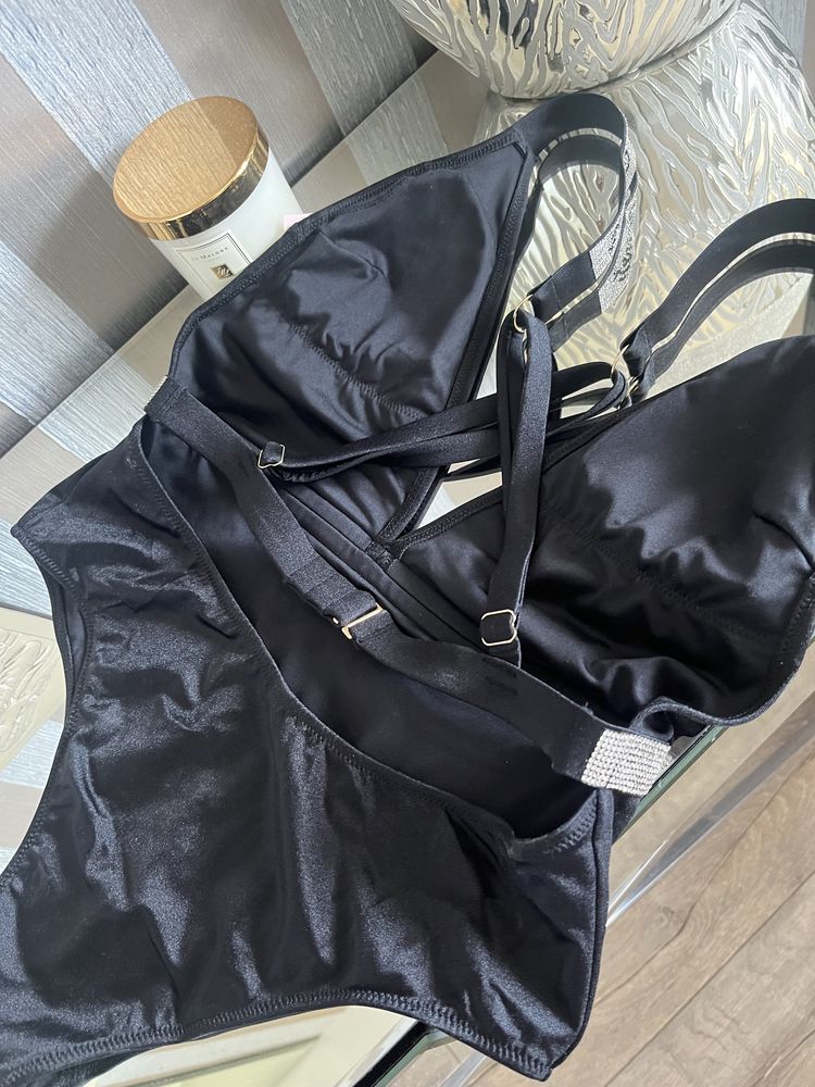 Jednoczęściowy strój kąpielowy Victoria’s Secret rozmiar S