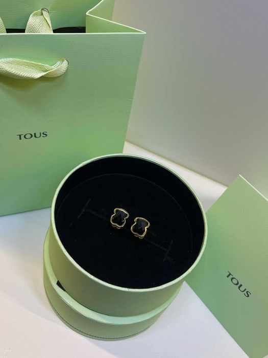 Kolczyki Tous z czarnym środkiem – klasyka, która zachwyca!
