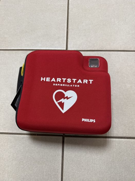 PHILIPS Hearstart + Дефибрилятор