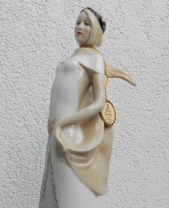 Estatueta Royal Doulton – Carisma HN 3090