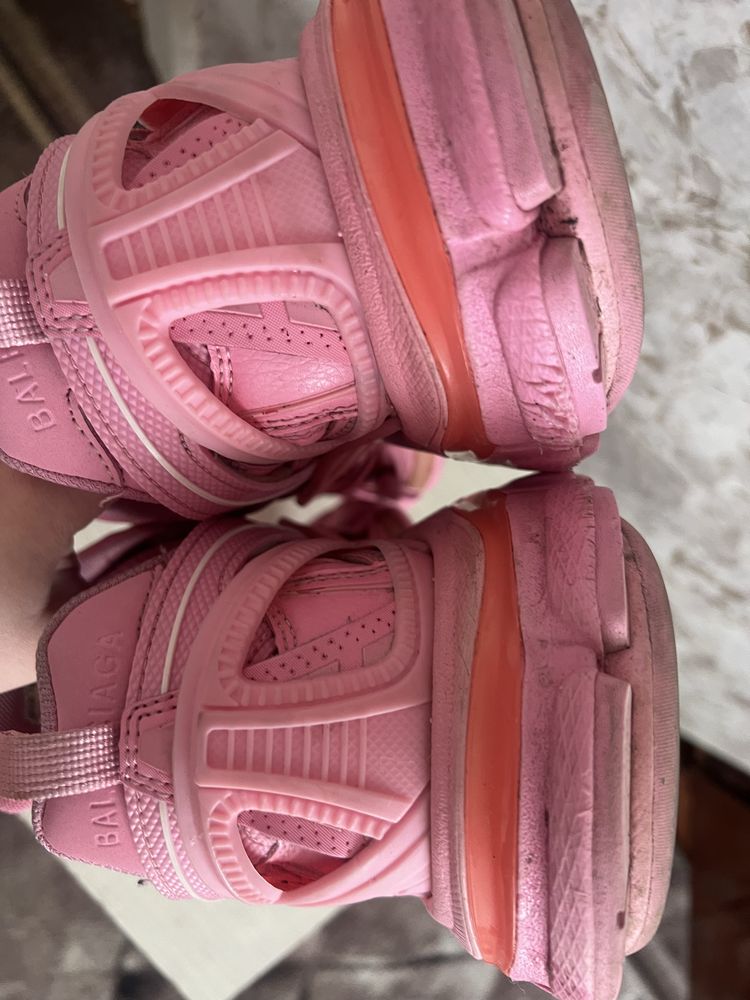 balenciaga track розовые легит