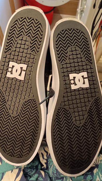 Nowe tenisówki buty DC r 40 25,5 cm skate pro wale