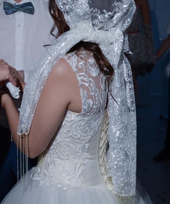 Свадебное платье белое, платье айвори, кружевное, корсет, прокат
