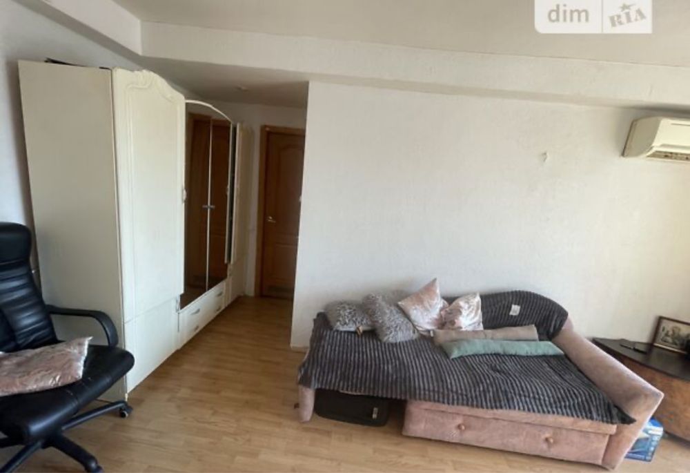 Оренда однокімнатної, Каунаська 16/1, Соцмісто