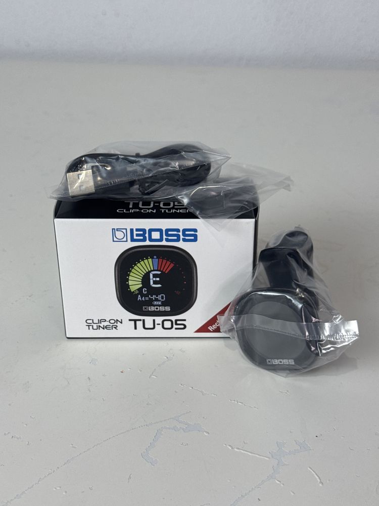 BOSS TU-05 PRO Afinador Novo