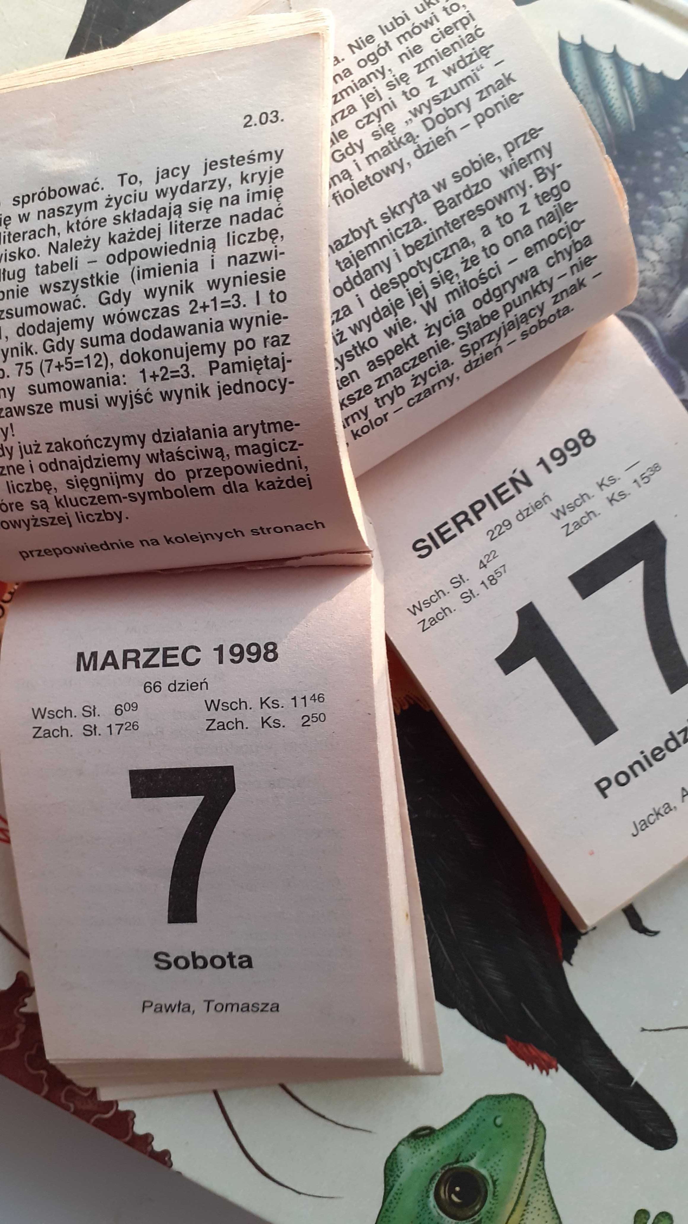 Kartki z kalendarza wyrywanego 1998