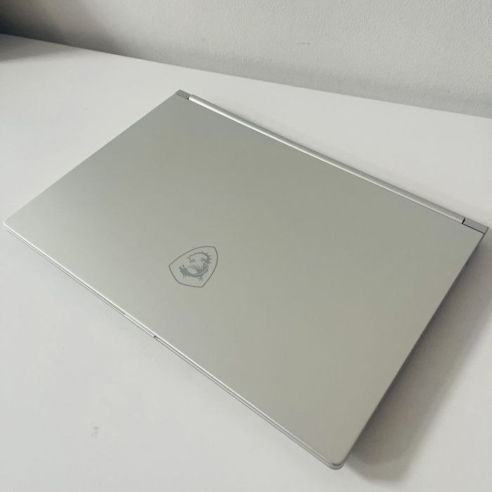 Ультрабук MSI Modern 14 A10M-600XES