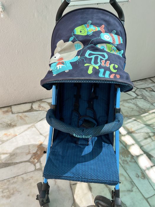 Carrinho de passeio tuc tuc