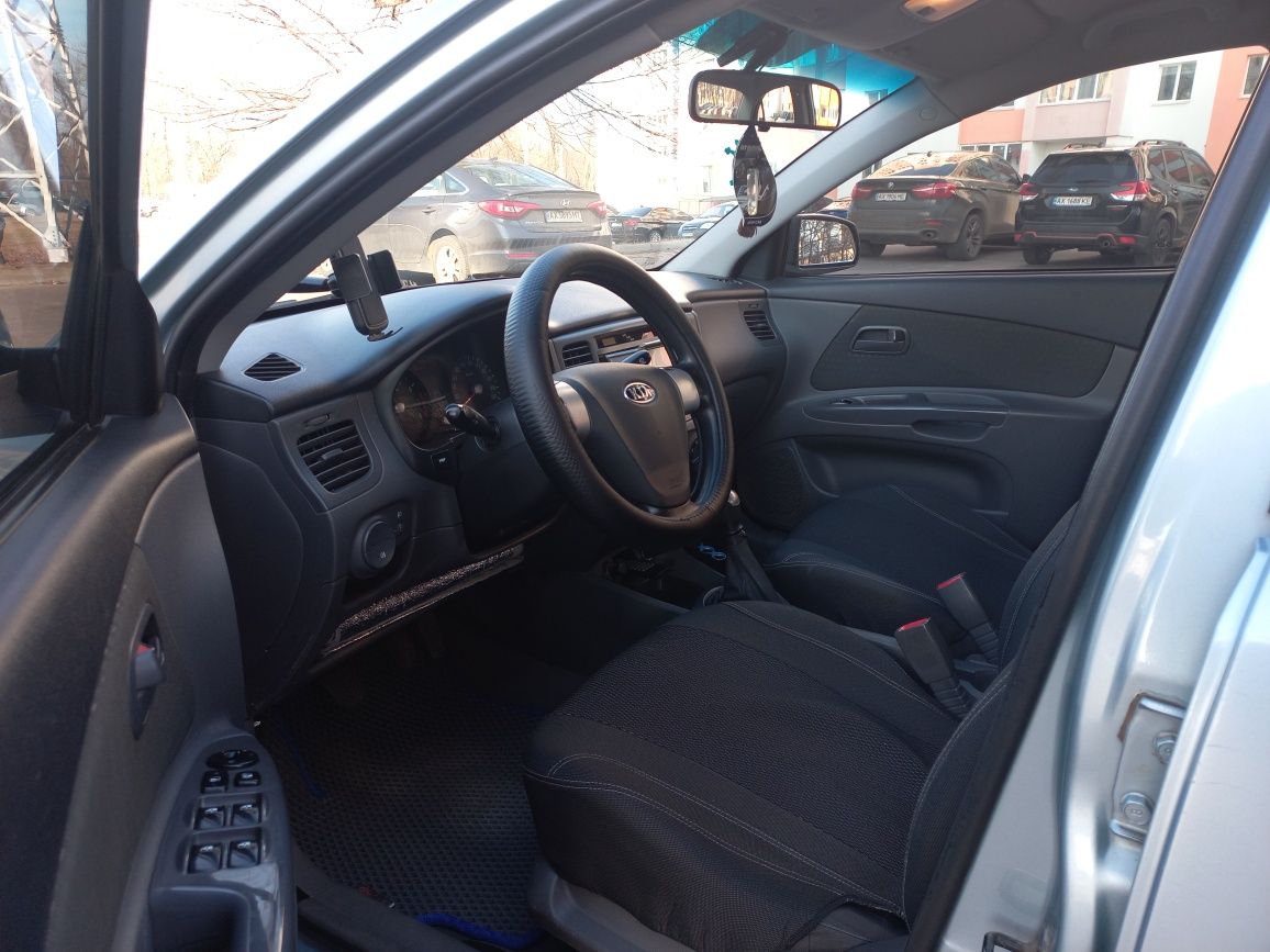 Kia Rio Кіа Ріо 2007 року гарний стан