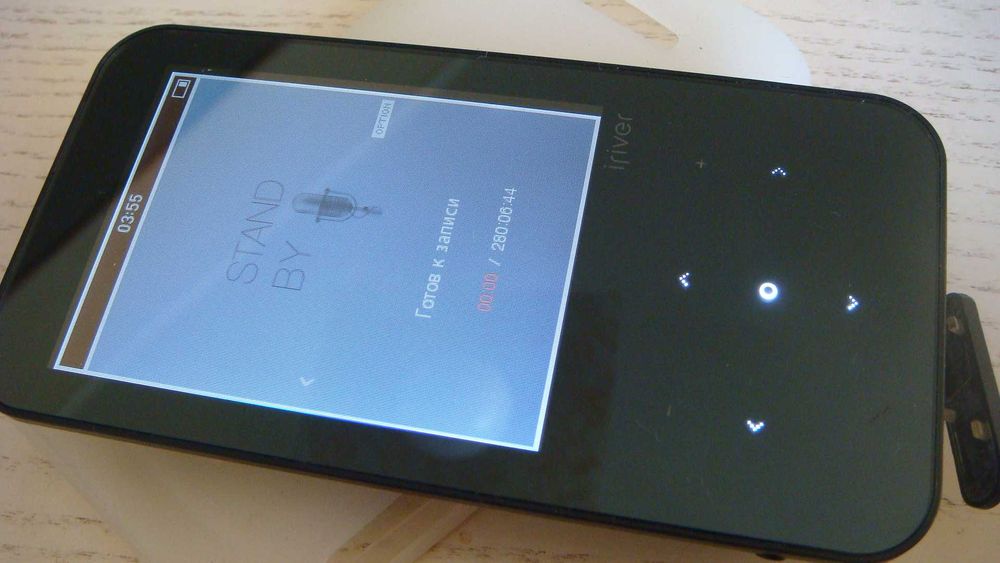 MP3-плеер iRiver B30 8 GB Black