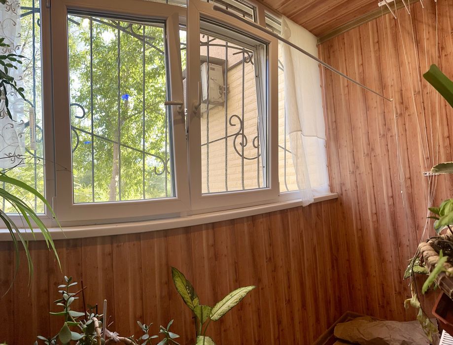 Отличный вариант! Теплая! 4-х улучш планир 5 Заречный, 1/9, холл