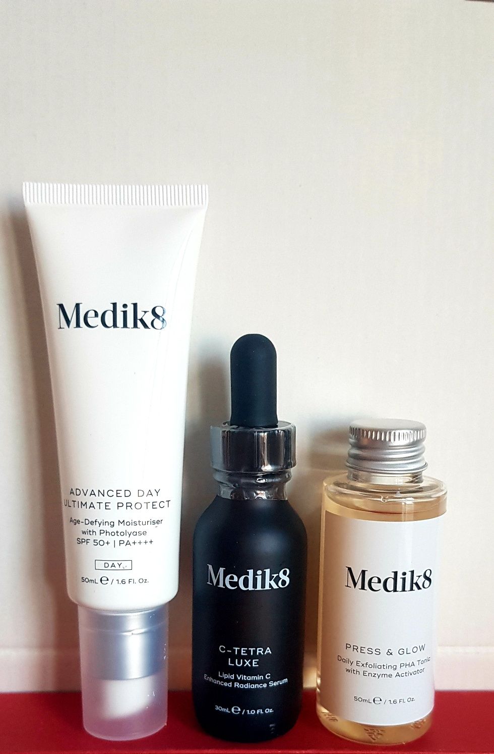 Набор от Medik8 All Day Glow Collection