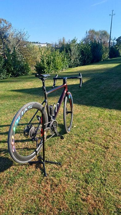 Bicicleta Estrada Scott Addict Modelo 2024 -  Di2- Potenciometro