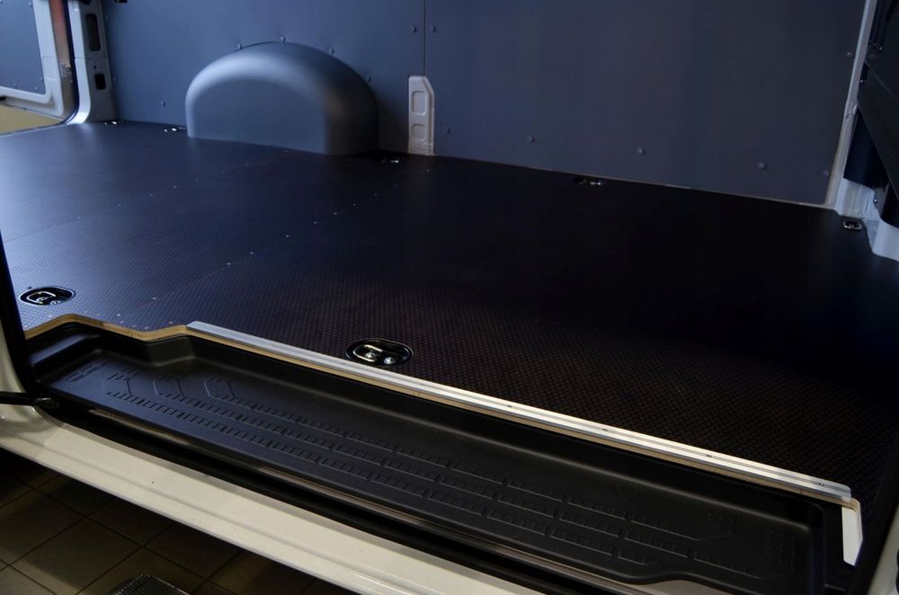 Boxer Ducato Jumper Movano C Proace MAx L3 Zabudowa Do Busa Podłoga 9m