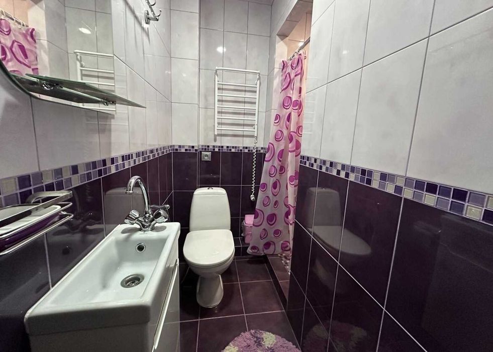 Неймовірно простора 2к кваритира у затишному районі Озерна