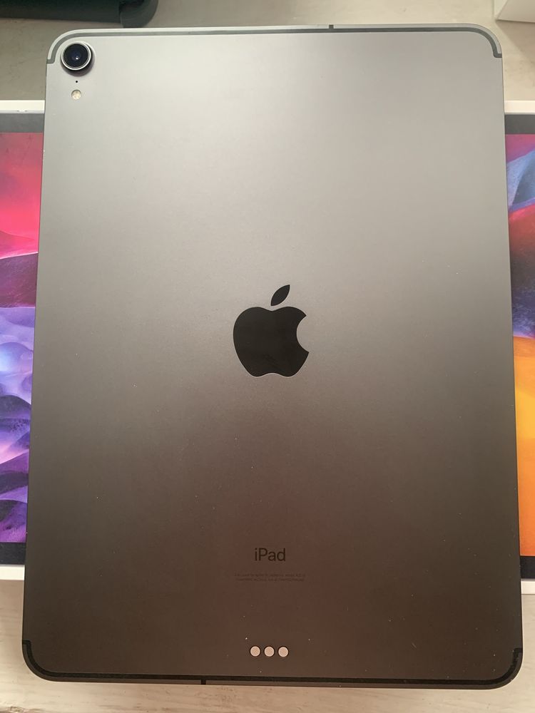 iPad Pro 11 256Gb, 120Гц., 2020г, идеал, обмен на Айфон