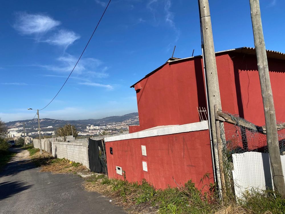 Terreno em Loures