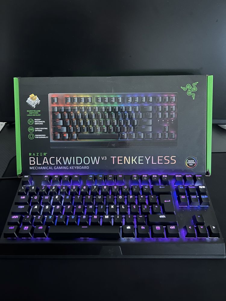 Razer BlackWidow v3 Tenkeyless (RGB)