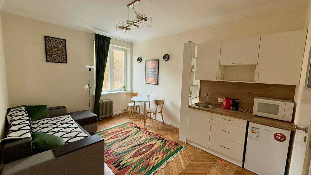 Здається смарт-квартира в ближньому центрі, вул. Лисенка