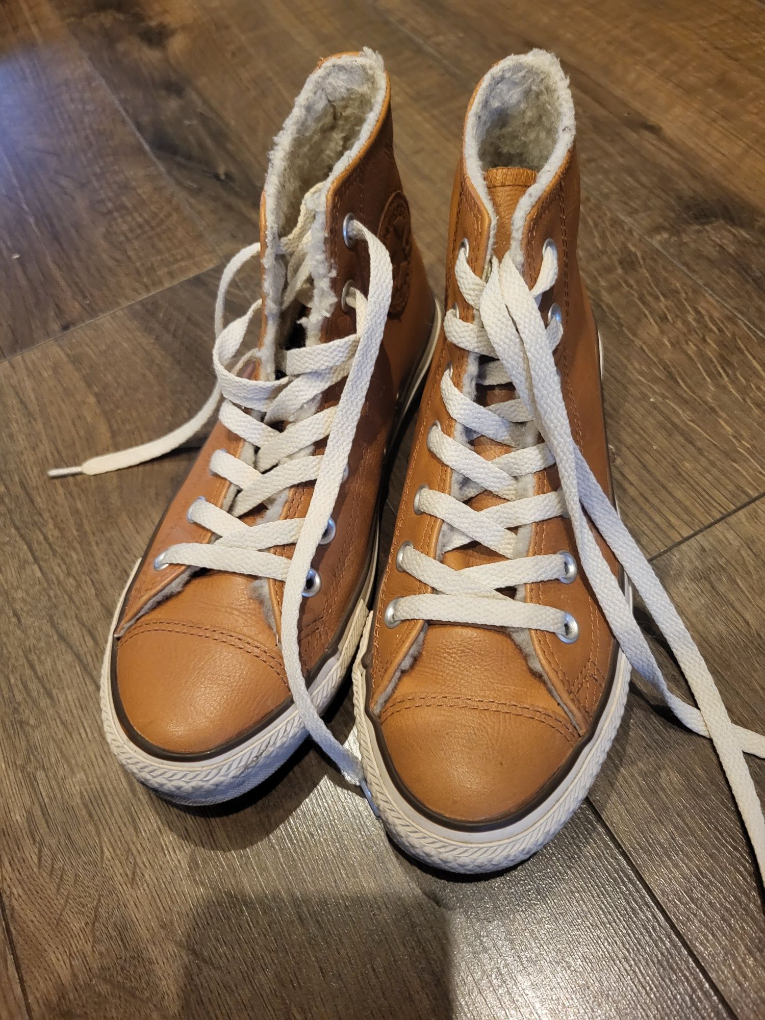 Trampki ocieplane Converse rude 37 skóra