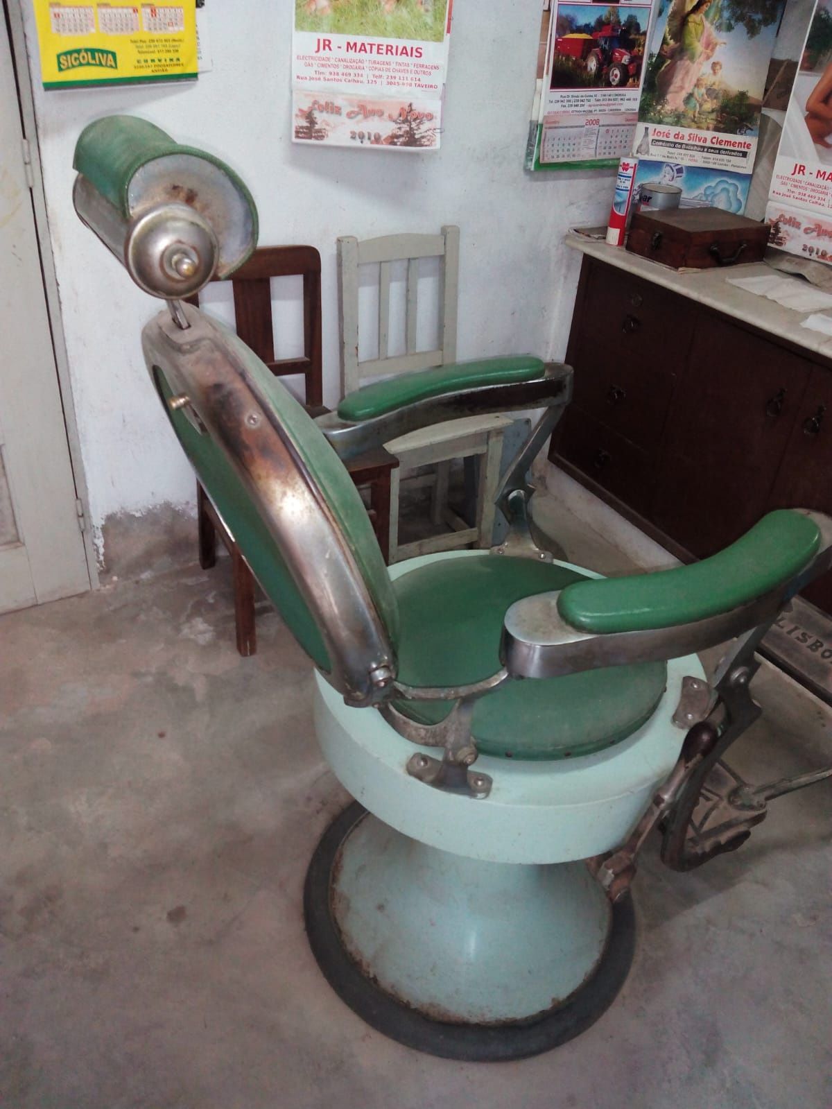 Cadeira de barbeiro vintage "Santos Lisboa"