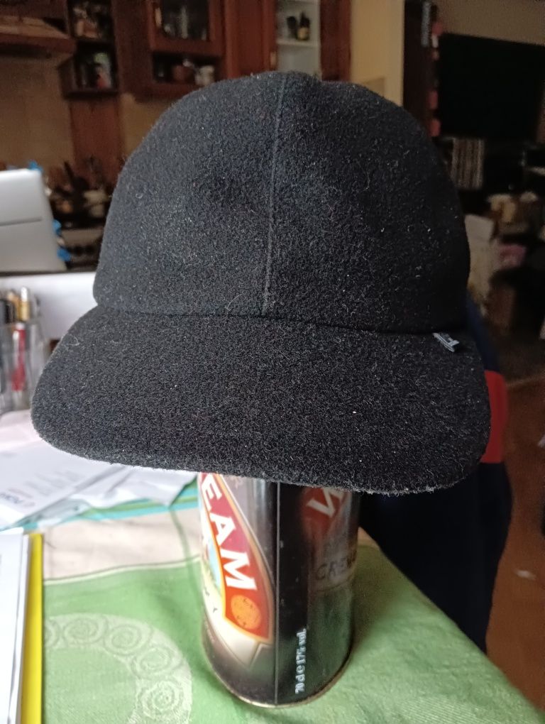 Super wełniana czapka L baseball 58 cm dżokejka 100% wełna Germany