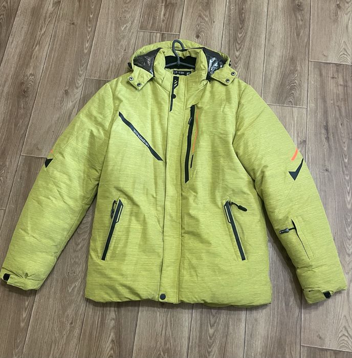 Чоловіча зимова куртка