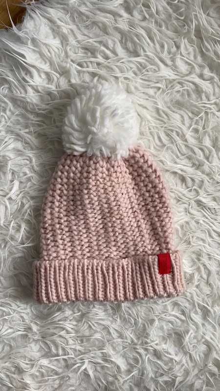 Różowa czapka z białym bąblem Booble, 3-6 lat.