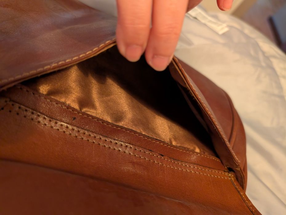 Mochila original em pele italiana