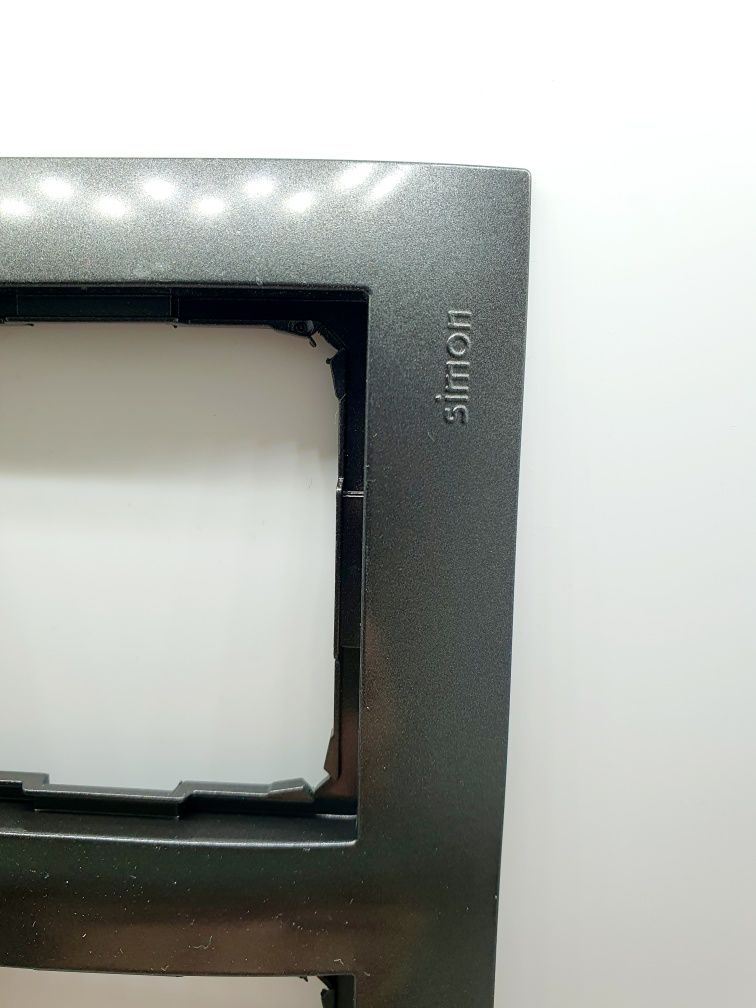 Simon 54 Premium Ramka pięciokrotna 5-krotna antracyt DR5/48