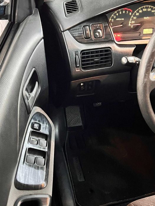 Mitsubishi Lancer 04