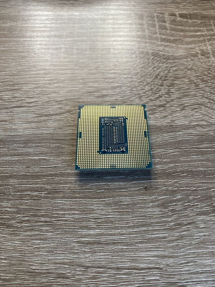 Процессор intel core i5 8500 6 ядер 4.1 Ггц частота идеал