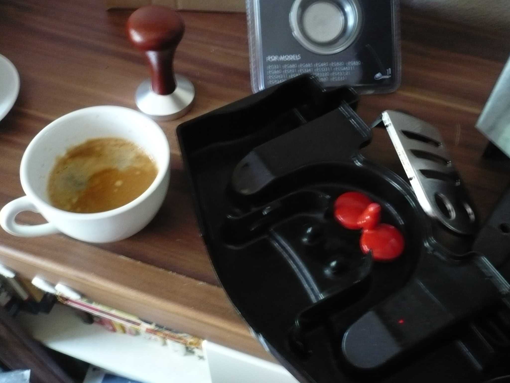 Automatyczny - Ekspres Kolbowy - Delonghi EC850 Prof. TAMPER