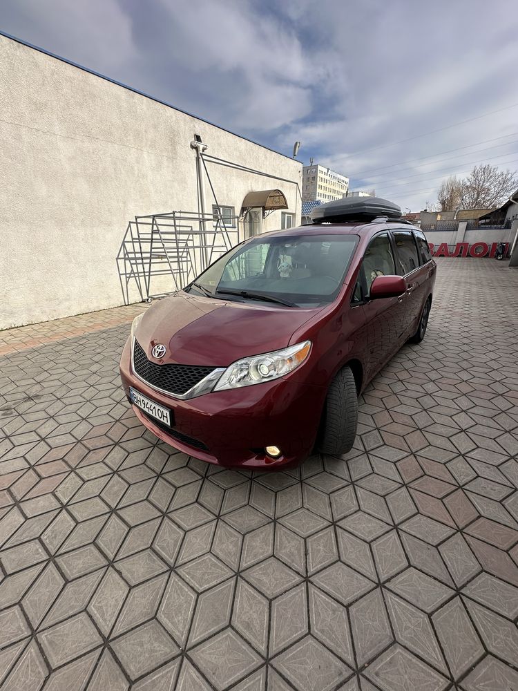 Toyota sienna 3.5