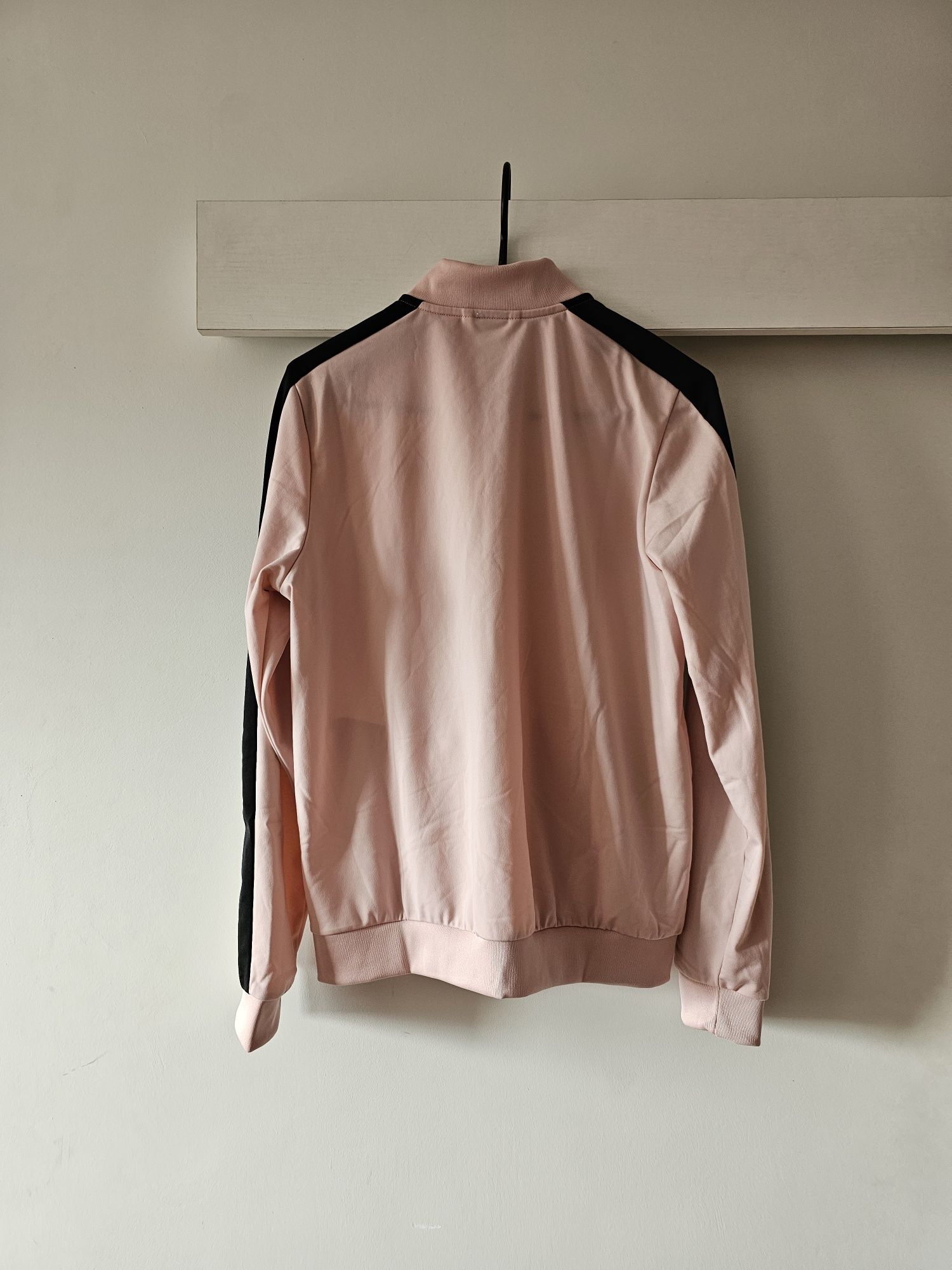 Bluza rozpinana puma pudrowo czarna lampas