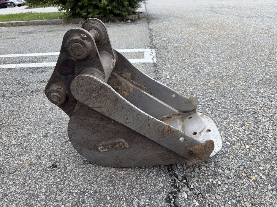 Łyżka łycha do minikoparki JCB CAT Takeuchi 28cm