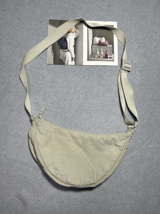 Uniqlo  сумка бананка