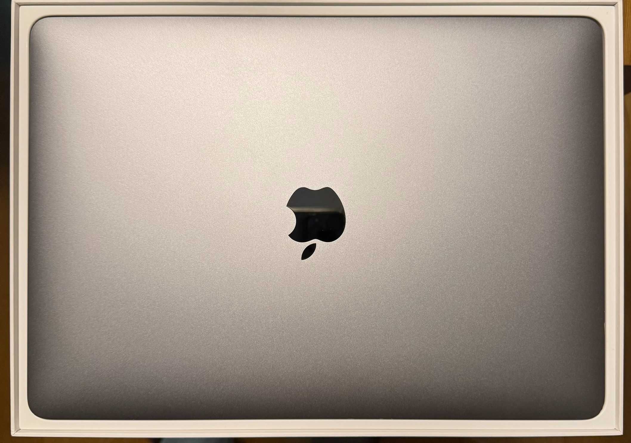 MacBook Pro 13" 2019 (8Gb RAM + 128Gb SSD)