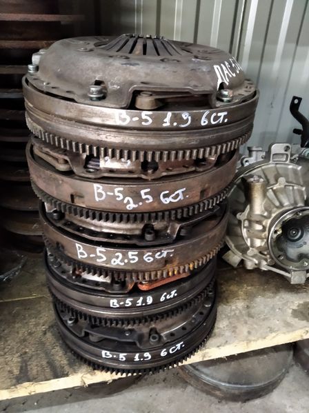 Коробка передач КПП VW Passat B5 Golf 4 Tauran Audi A6 A4 DQT DRW GNE